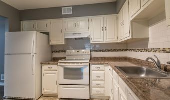 304 Wellington Pl, Aberdeen, NJ 07747
