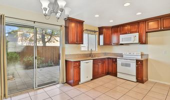 5362 Lake Lindero Dr, Agoura Hills, CA 91301