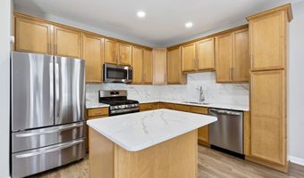 43391 FRENCHMANS CREEK Ter, Ashburn, VA 20147