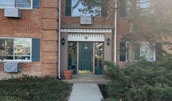 2419 S GOEBBERT Rd 210, Arlington Heights, IL 60005