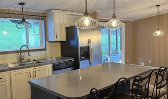 1718 N HWY 43 Hwy, Bloomfield, IN 47424