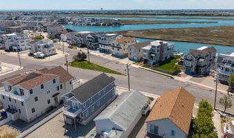 733 21st St, Avalon, NJ 08202
