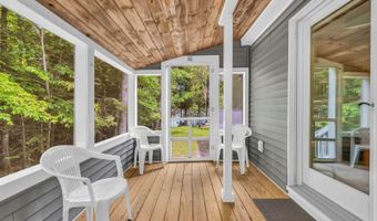 30 Beaver Bog Ln, Abbot, ME 04406