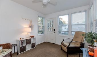 122 New Rd, East Providence, RI 02916