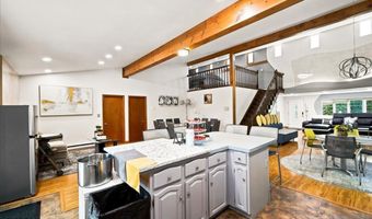 17 Basswood Ct, Albrightsville, PA 18210