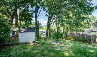 1261 FOX Run, Reading, PA 19606