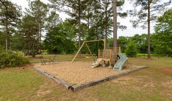 110 Labrador Trl, Americus, GA 31719