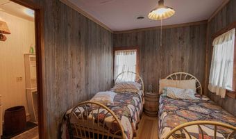 13 W Dade 22, Arcola, MO 65603