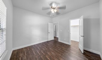 9 Monmouth Dr, Bella Vista, AR 72714