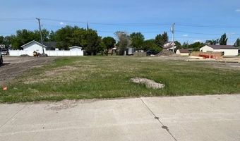 306 Main St, Bottineau, ND 58318