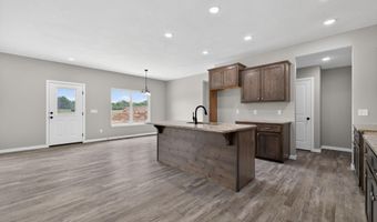 422 Beavertail Rd, Ash Grove, MO 65604