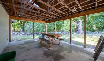 130 Austin Rd, North Kingstown, RI 02852