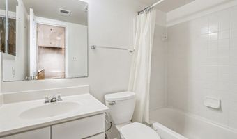 20402 COOL FERN Sq 20402, Ashburn, VA 20147