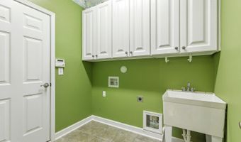 266 Meadow Beauty Dr, Apex, NC 27539