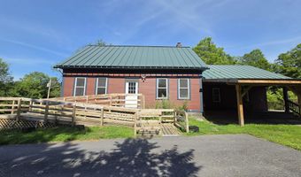 128 Elm St, Cabot, VT 05647