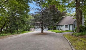 930 N Main Rd, Jamestown, RI 02835