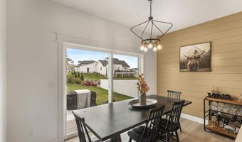 6482 Crown Cres, Ammon, ID 83406