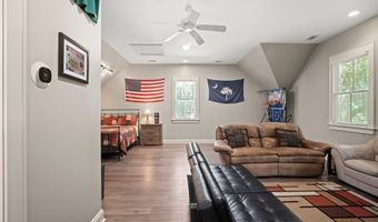 106 Coosaw Club Dr, Beaufort, SC 29907