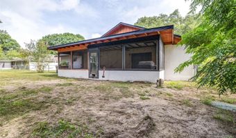 910 VAN Dr, Auburndale, FL 33823