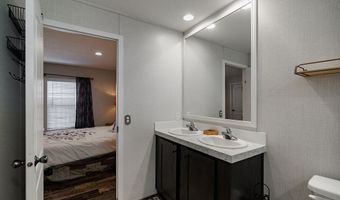 566 Hoke Hl, Canon, GA 30520
