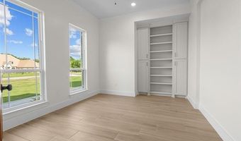 150 Chateau Bnd, Ardmore, OK 73401
