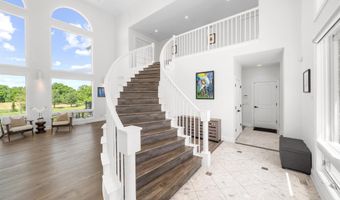 5636 Meadow Ln, Ann Arbor, MI 48105