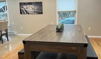 20 LAKEVIEW Dr, Albrightsville, PA 18210