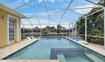 5713 SEA TROUT Pl, Apollo Beach, FL 33572