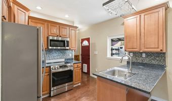 3220 Mary St, Airville, PA 15203