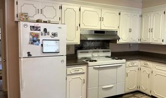 207 Country Club Rd, Batesville, MS 38606