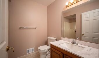 14810 Paris Ct, Allen Park, MI 48101