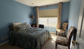 9 Delray Ln, Absecon, NJ 08201