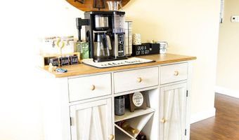 29 Left Fork Bear Track Rd, Beattyville, KY 41311