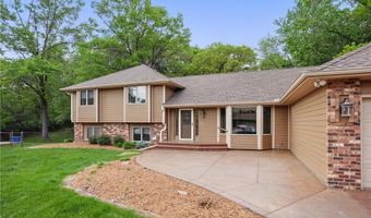 8681 144th Street Ct, Apple Valley, MN 55124