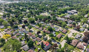 2206 N MCDONALD St, Appleton, WI 54911