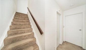 767 Skynob Dr, Ann Arbor, MI 48105