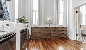 217 W 1st St, Abilene, KS 67410