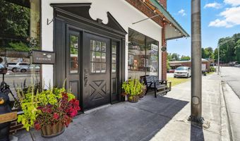 516 W Main St, Appalachia, VA 24216