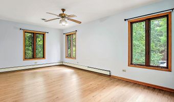 22806 W Loon Lake Blvd, Antioch, IL 60002