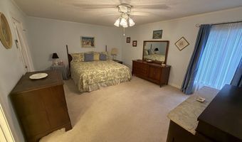 172 Simmons Mill Rd, Albertson, NC 28508