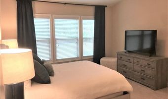 1055 HAMPTON OAKS Dr, Alpharetta, GA 30004
