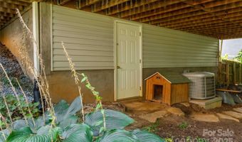 132 Warren Haynes Dr, Asheville, NC 28806