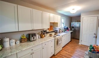 2623 Powhattan St, Alton, IL 62002