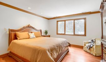 616 W Park St, Arlington Heights, IL 60005