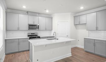5013 Dezola St, Apex, NC 27539