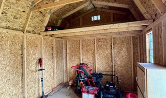 203 12th Ave, Britton, SD 57430