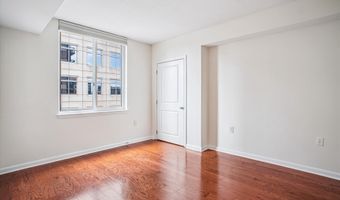 851 N GLEBE Rd 718, Arlington, VA 22203