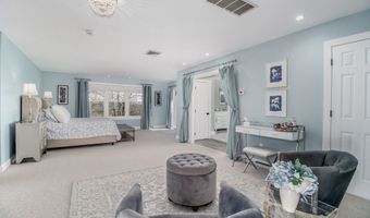 10 Trailing Ridge Rd, Brookfield, CT 06804