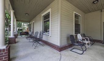 303 Hardin St, Arkadelphia, AR 71923