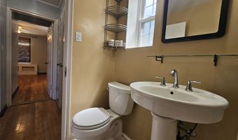 39 Nob Hill Cir B, Bridgeport, CT 06610